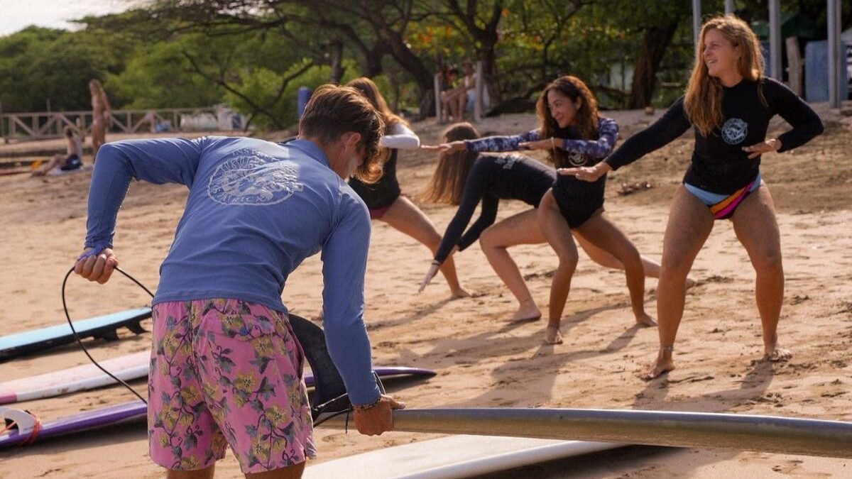 Surf-Tamarindo-lessons