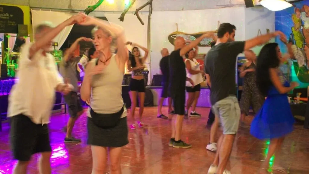 Dance-lessons-Tamarindo